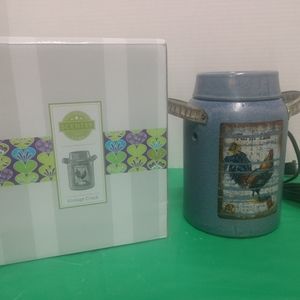 New in the Box Vintage Crock Scentsy Warmer